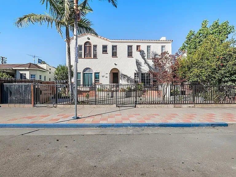 5371 Louis Place