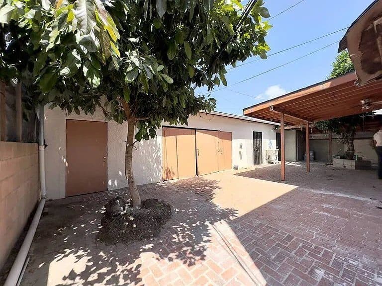 Rear courtyard